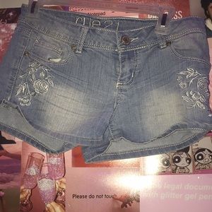 Rose embroidered shorts